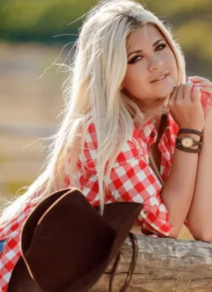 проститутка Каролинка, 25, Барнаул